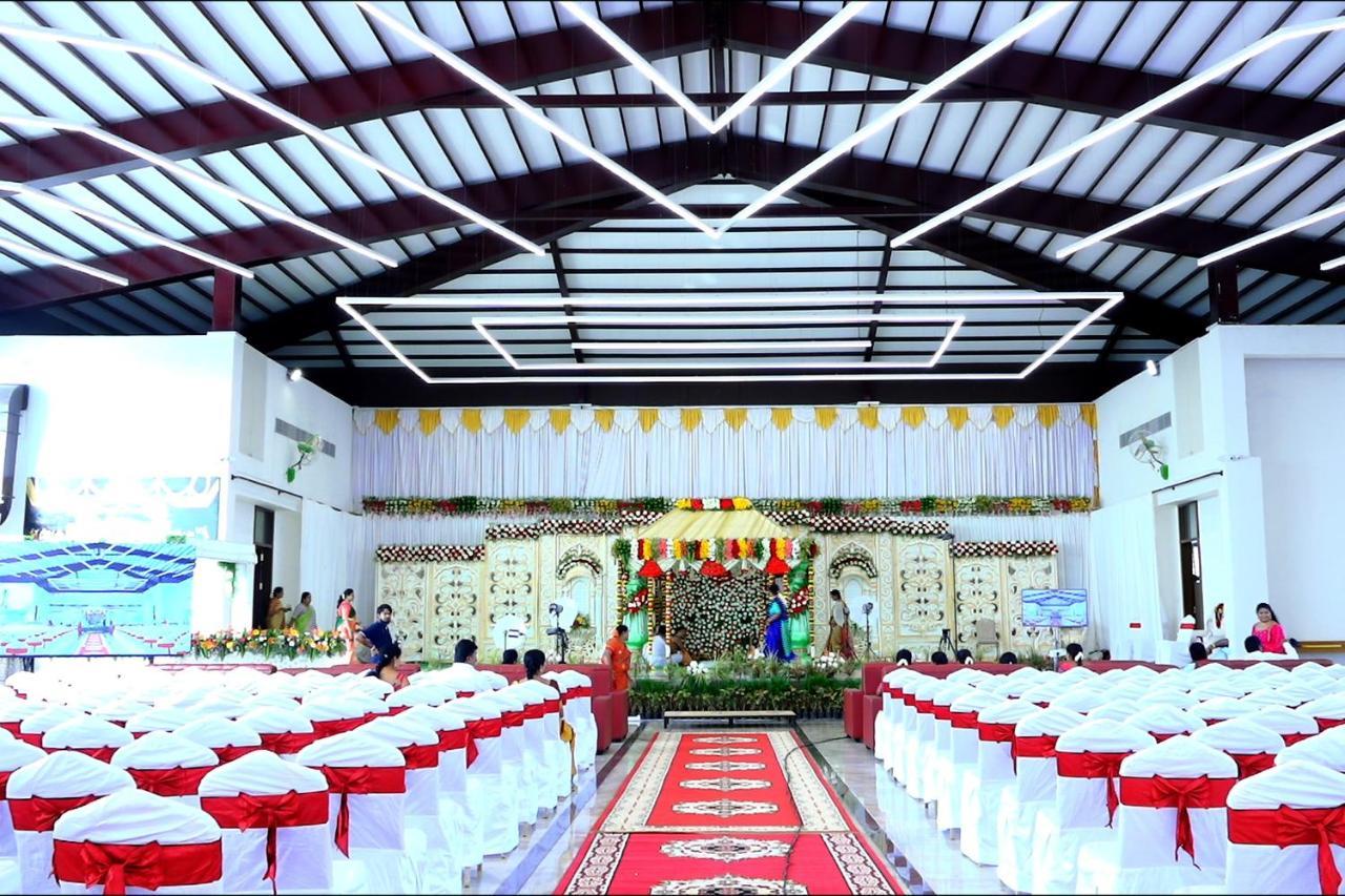 Vistar Pavithra Vivaha Convention Hall Jigani Kültér fotó