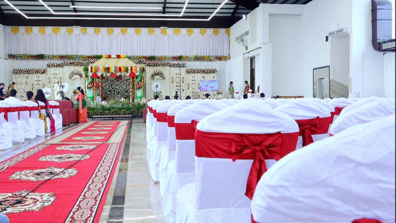 Vistar Pavithra Vivaha Convention Hall Jigani Kültér fotó