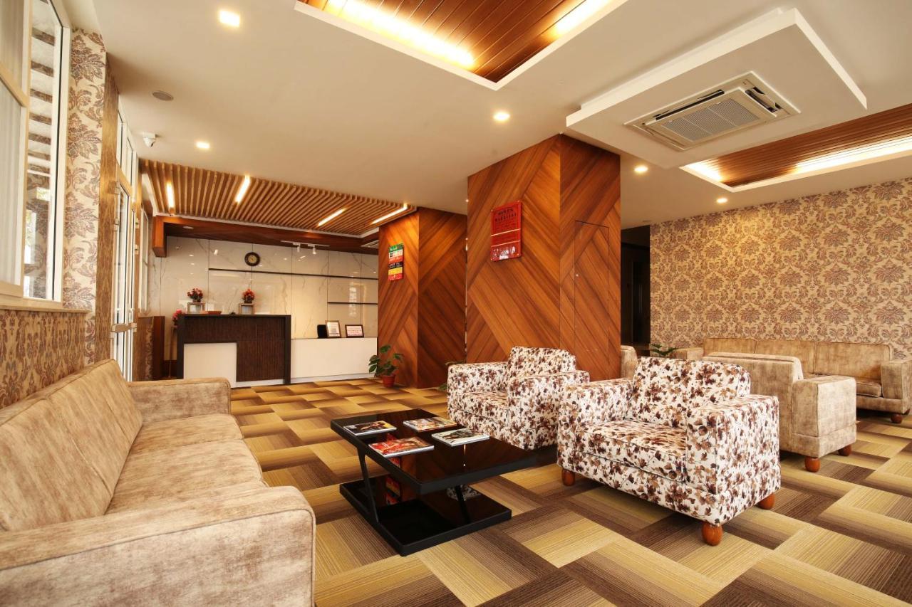 Vistar Pavithra Vivaha Convention Hall Jigani Kültér fotó